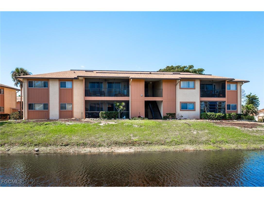 6498 Royal Woods Drive #2 Fort Myers FL 33908 2025000475 image1