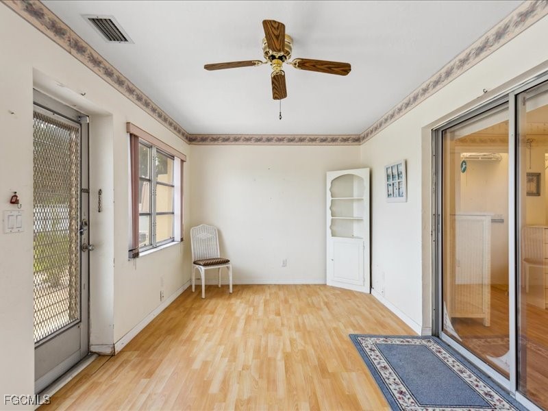 65 Fairbanks Court Fort Myers FL 33919 2026000694 image9