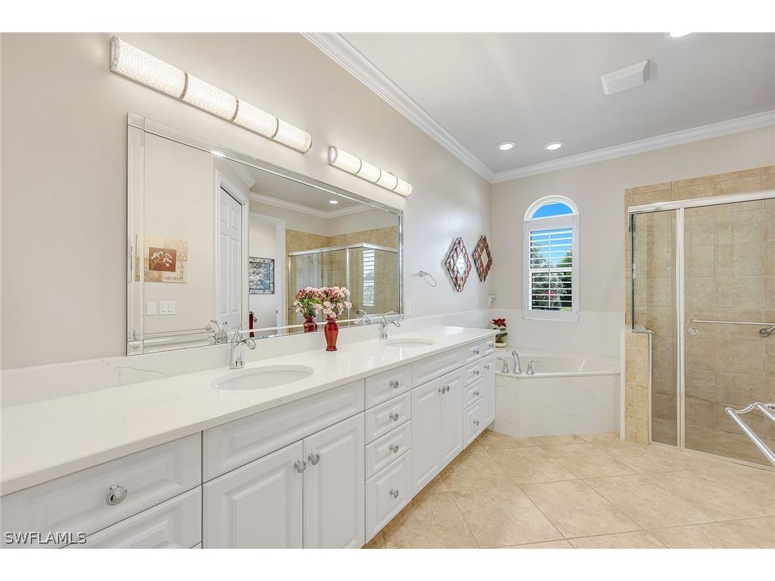 65 Heritage Way Naples FL 34110 226011261 image22