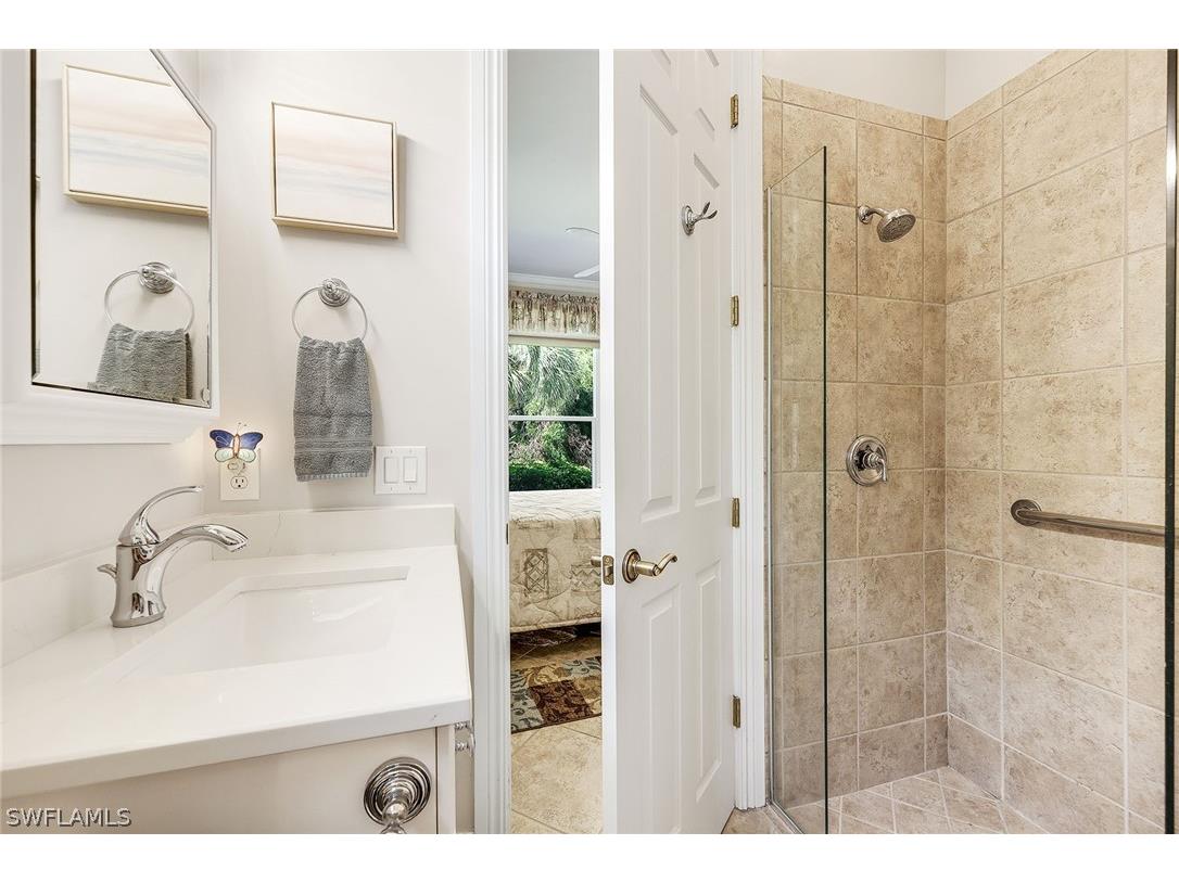 65 Heritage Way Naples FL 34110 226011261 image24