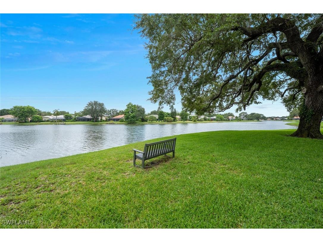 65 Silver Oaks Circle #102 Naples FL 34119 225059628 image1