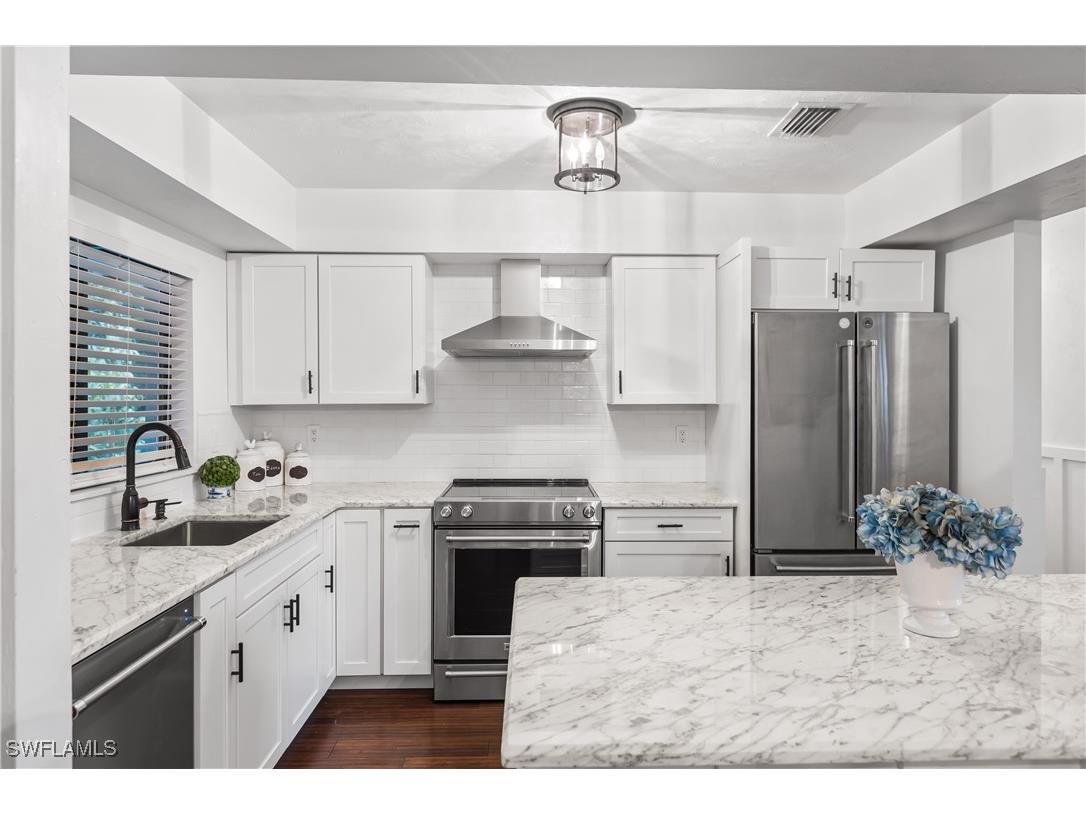 65 Tahiti Road Marco Island FL 34145 225063584 image7