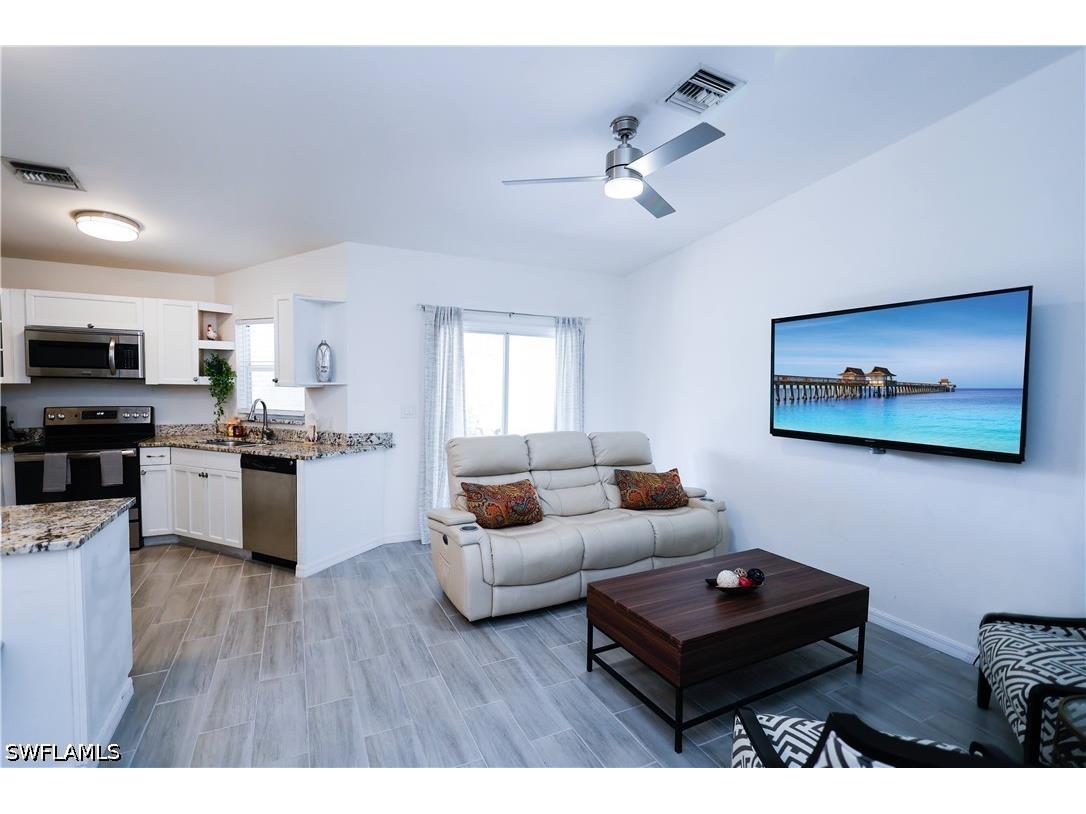 650 103rd Avenue N Naples FL 34108 226018438 image3
