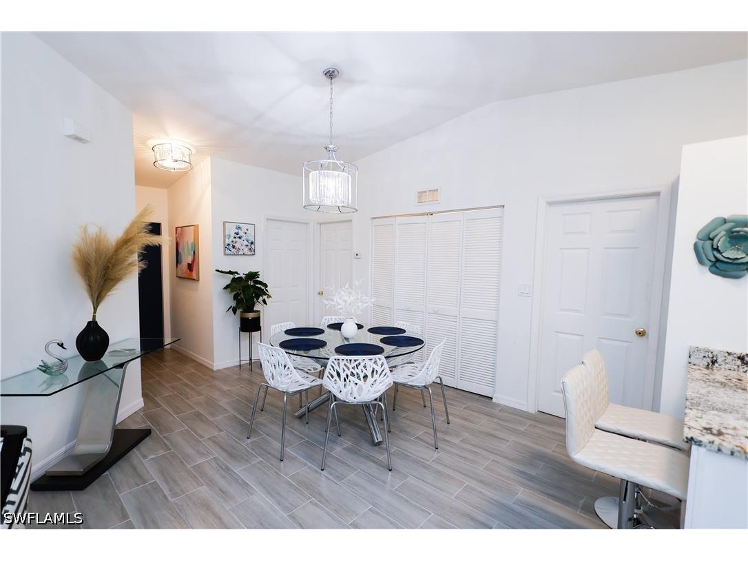 650 103rd Avenue N Naples FL 34108 226018438 image5