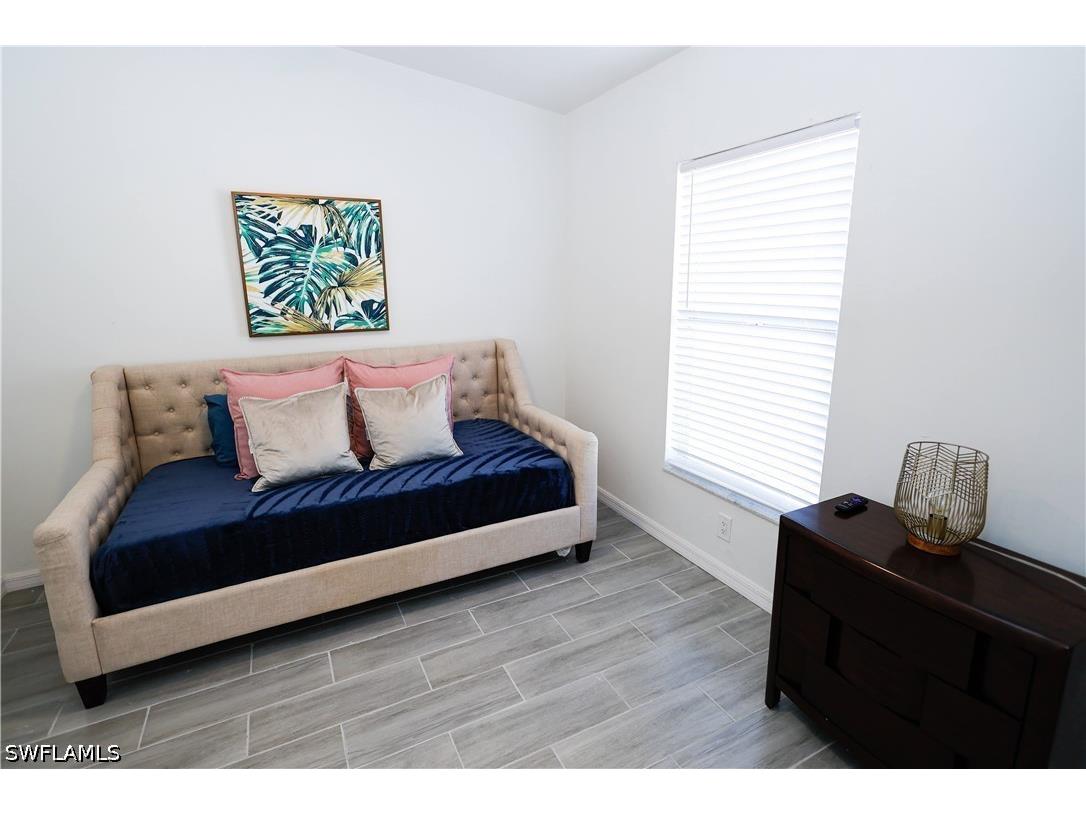 650 103rd Avenue N Naples FL 34108 226018438 image9