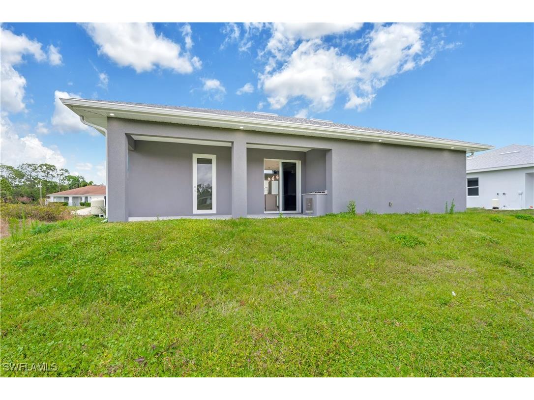 650 Kraft Street Lehigh Acres FL 33974 226002712 image2