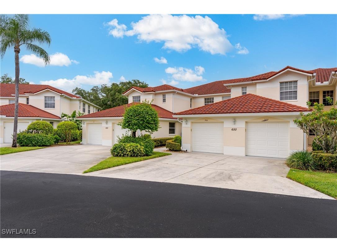 650 Lalique Circle #302 Naples FL 34119 224064091 image1