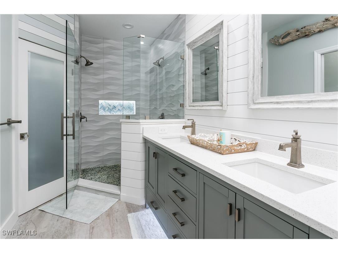 650 Lalique Circle #308 Naples FL 34119 225076788 image17