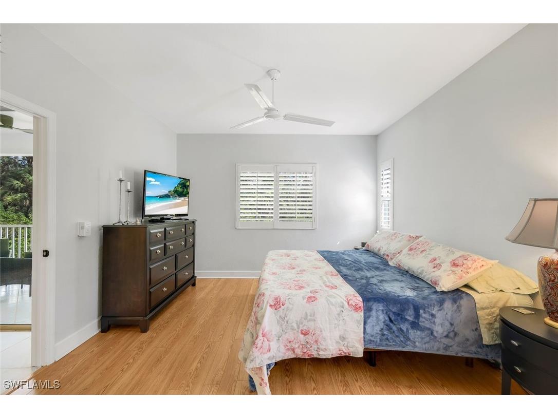 650 Luisa Lane #4 Naples FL 34104 226001391 image11