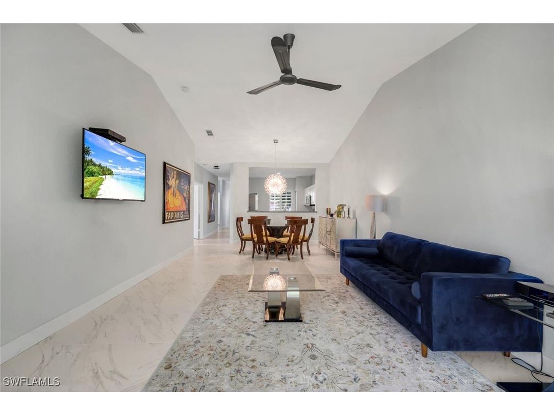 650 Luisa Lane #4 Naples FL 34104 226001391 image3