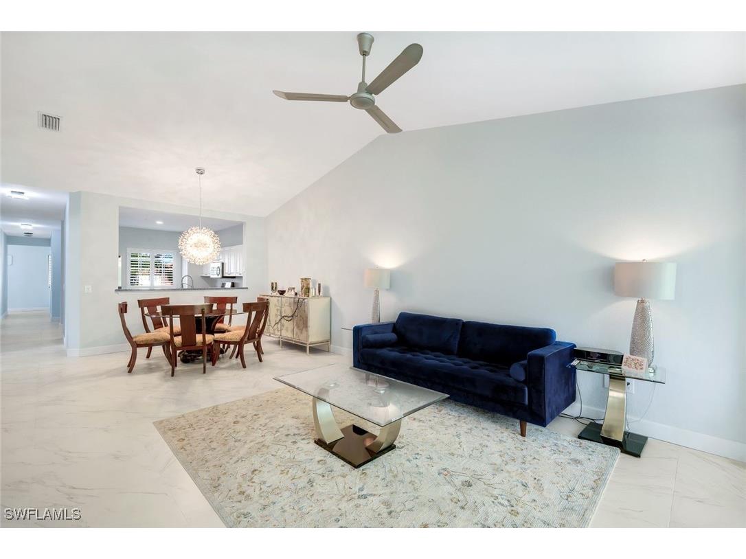 650 Luisa Lane #4 Naples FL 34104 226001391 image5