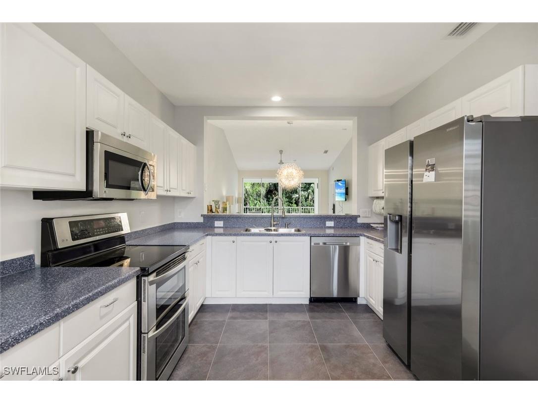 650 Luisa Lane #4 Naples FL 34104 226001391 image8