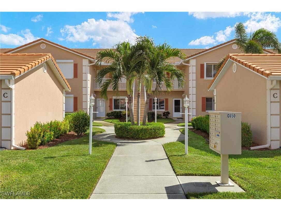 650 Saratoga Circle #C-106 Naples FL 34104 224084804 image1