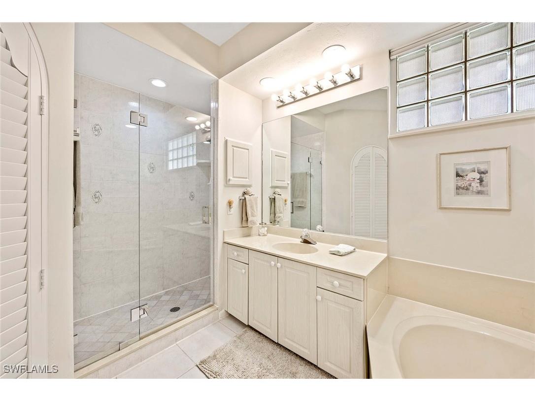 6500 Valen Way #A402 Naples FL 34108 225051668 image25