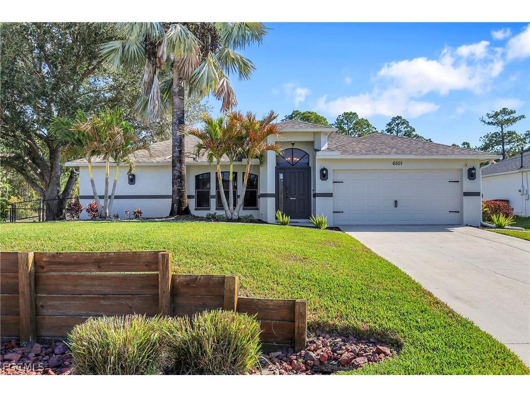 6501 Astoria Avenue Fort Myers FL 33905 2026010486 image1