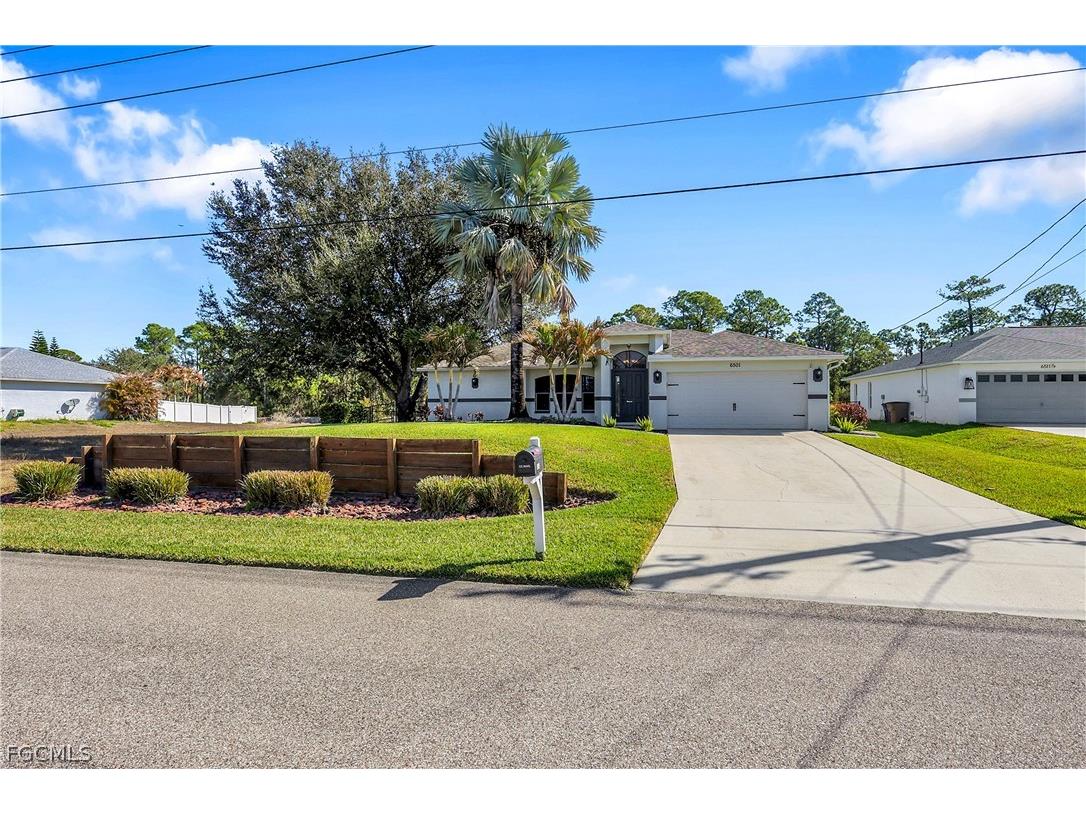 6501 Astoria Avenue Fort Myers FL 33905 2026010486 image2