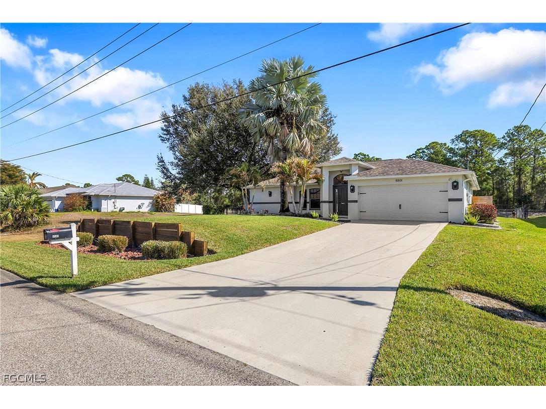 6501 Astoria Avenue Fort Myers FL 33905 2026010486 image3