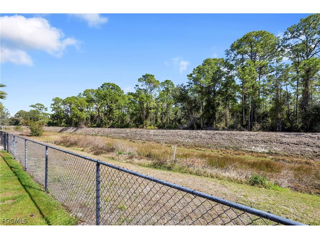6501 Astoria Avenue Fort Myers FL 33905 2026010486 image32