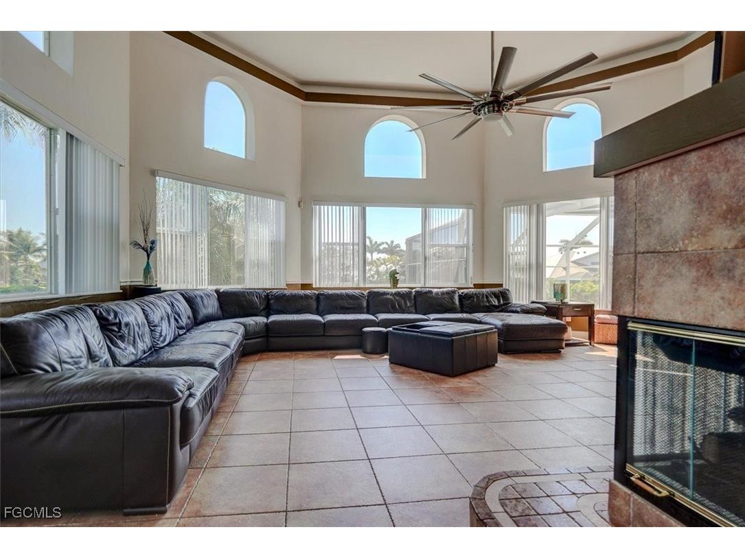 6501 Jacobs Drive Fort Myers FL 33908 2025018230 image19