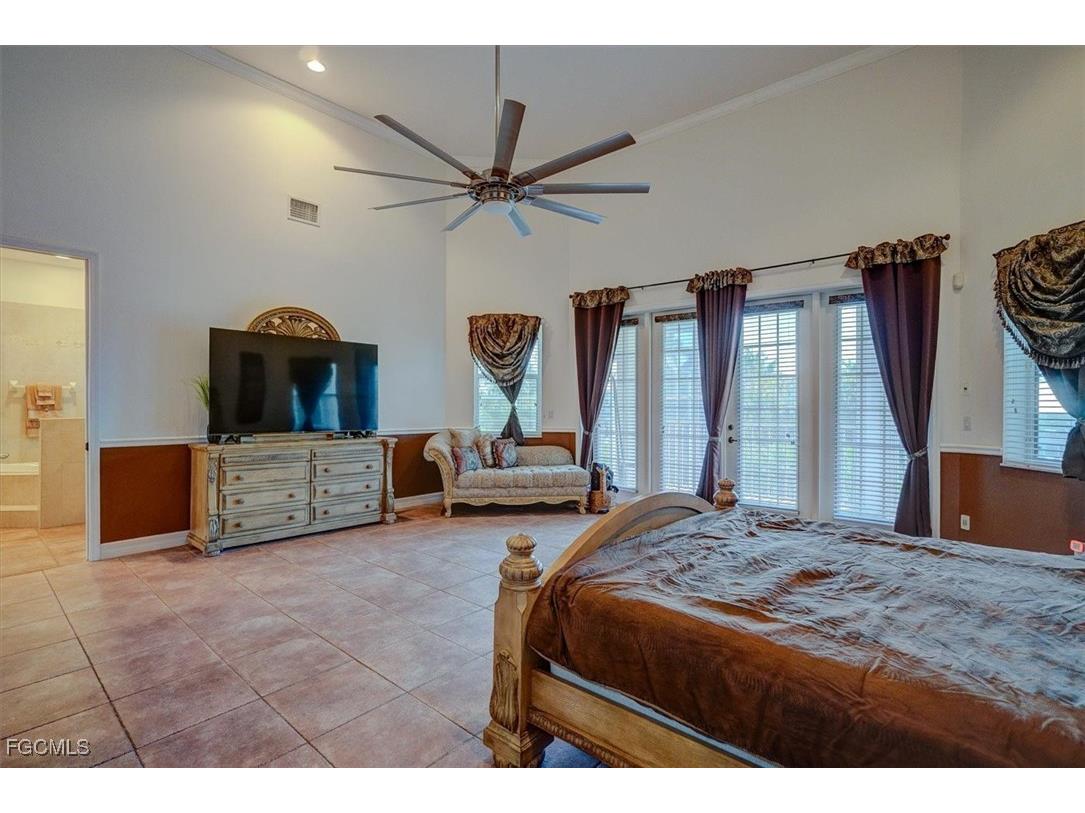 6501 Jacobs Drive Fort Myers FL 33908 2025018230 image22