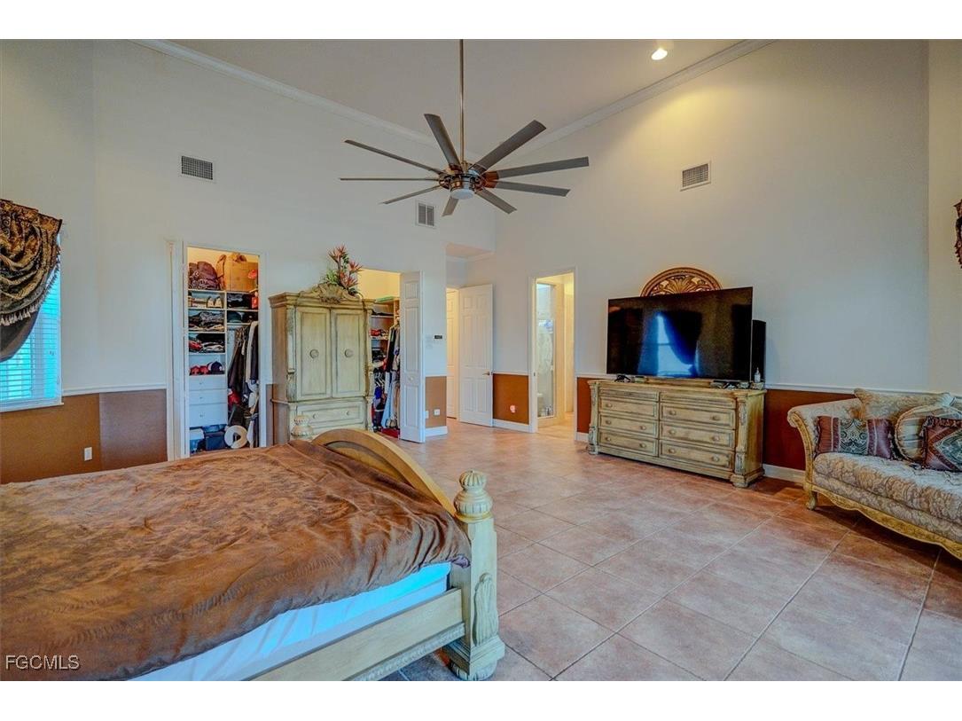 6501 Jacobs Drive Fort Myers FL 33908 2025018230 image24