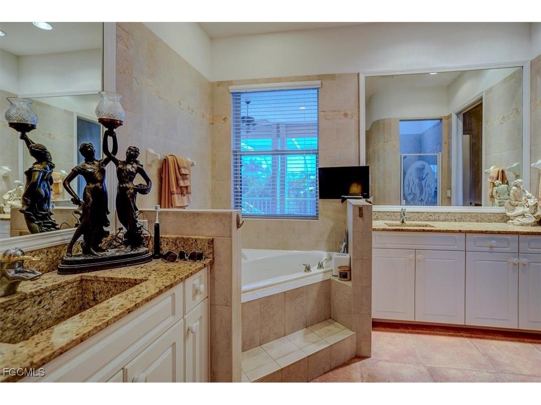 6501 Jacobs Drive Fort Myers FL 33908 2025018230 image25