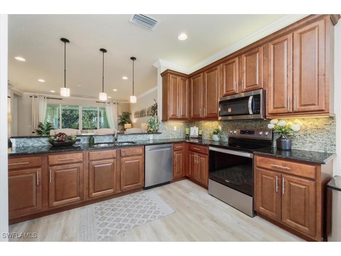 6502 Monterey Point #202 Naples FL 34105 225081732 image13