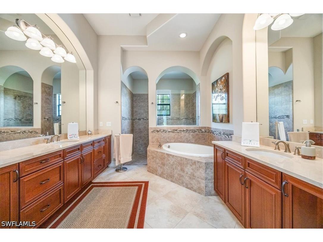 6504 Costa Circle Naples FL 34113 226017294 image12