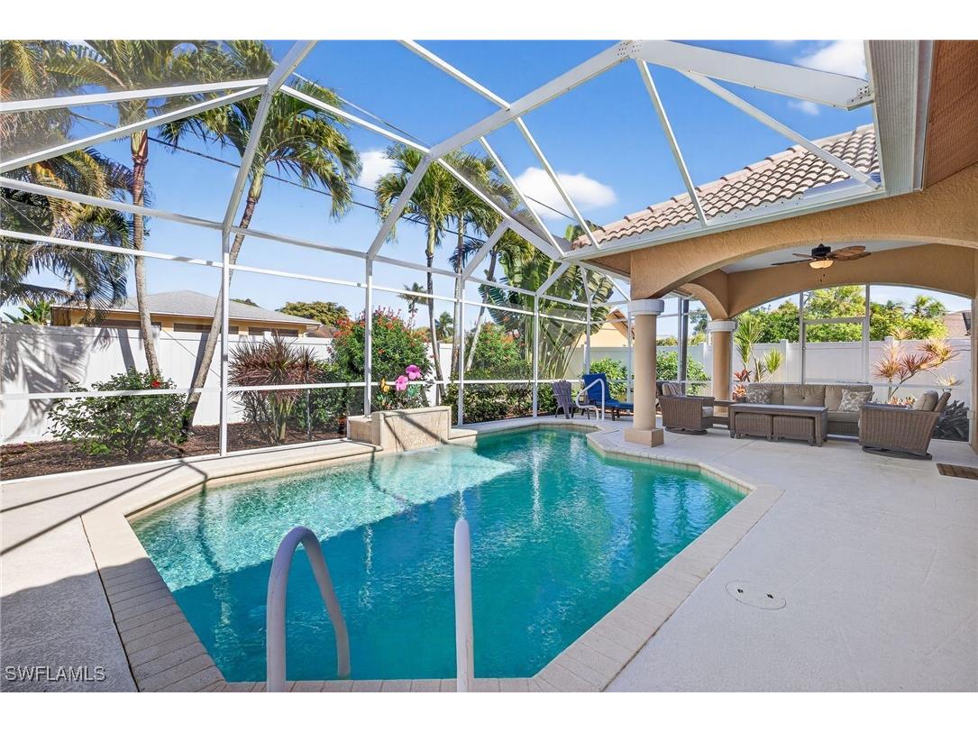 651 106th Avenue N Naples FL 34108 226002753 image1