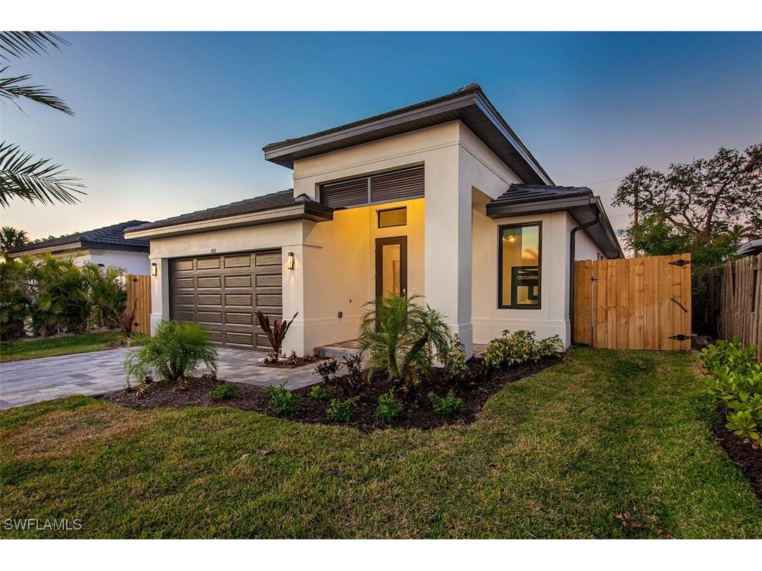 651 108th Avenue N Naples FL 34108 224097968 image1