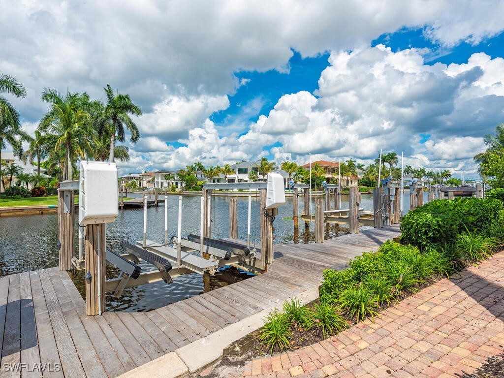 651 21st Avenue S Naples FL 34102 225070709 image46