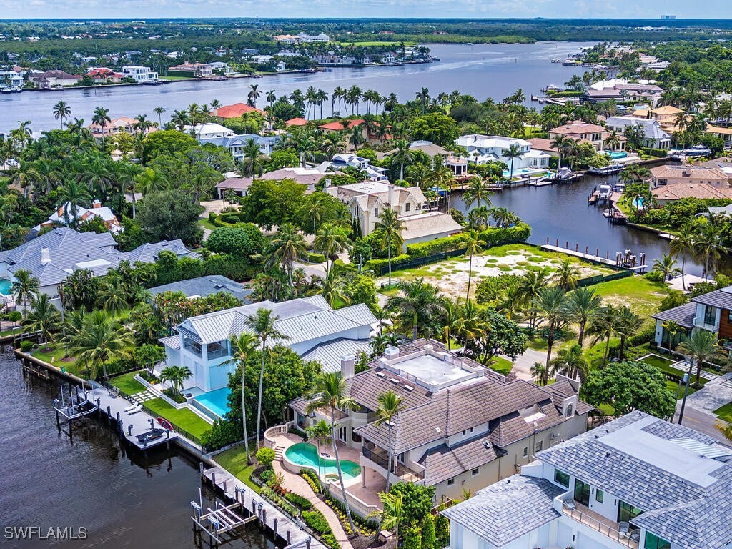 651 21st Avenue S Naples FL 34102 225070709 image6