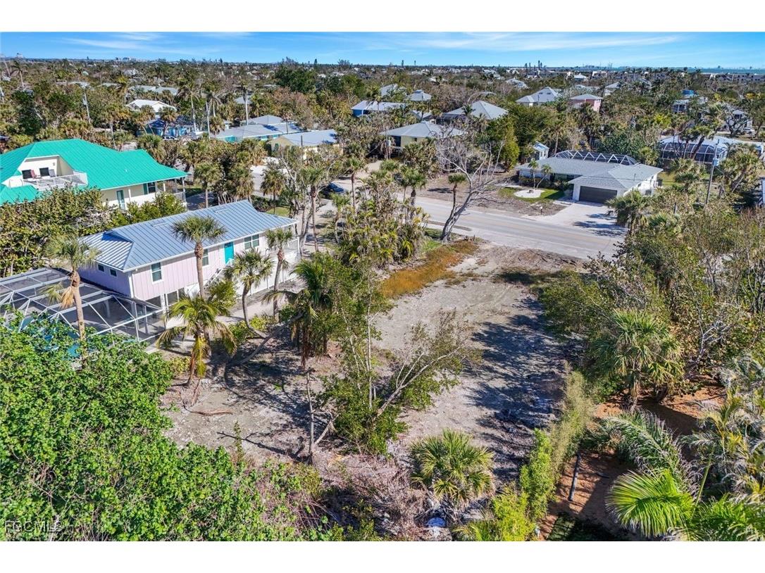 651 Donax Street Sanibel FL 33957 2025024787 image3