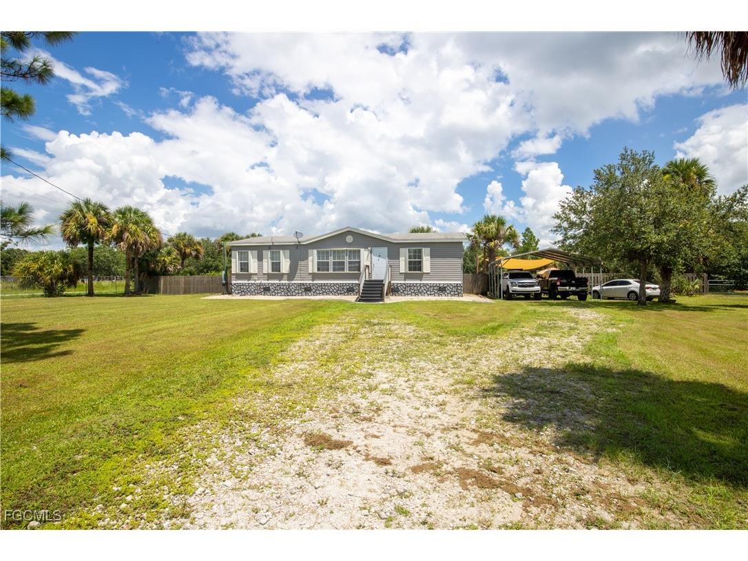 651 Montura Avenue Clewiston FL 33440 2025005551 image1