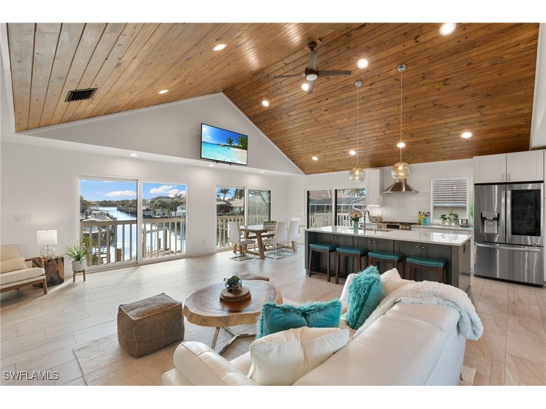 651 Partridge Court Marco Island FL 34145 225039525 image1