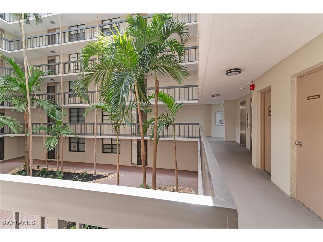 651 Seaview Court #B202 Marco Island FL 34145 225063576 image19