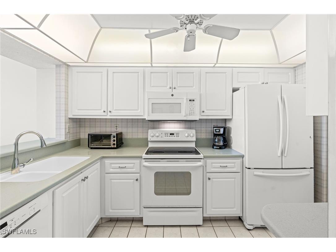 651 Seaview Court #B601 Marco Island FL 34145 225080090 image14