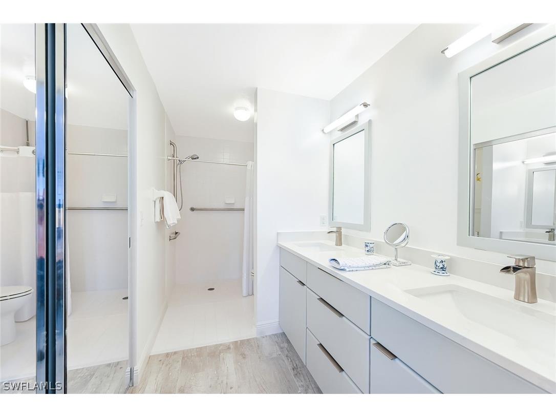 651 Wiggins Lake Drive #102 Naples FL 34110 226008721 image11