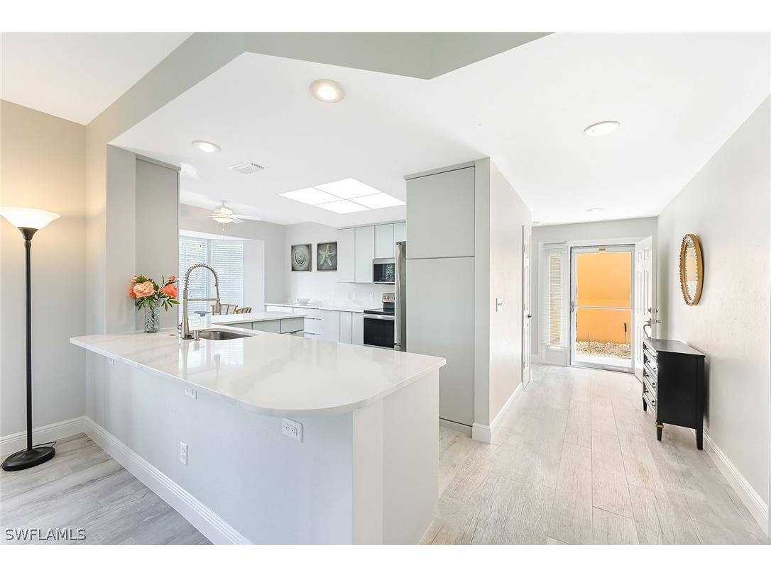 651 Wiggins Lake Drive #102 Naples FL 34110 226008721 image6
