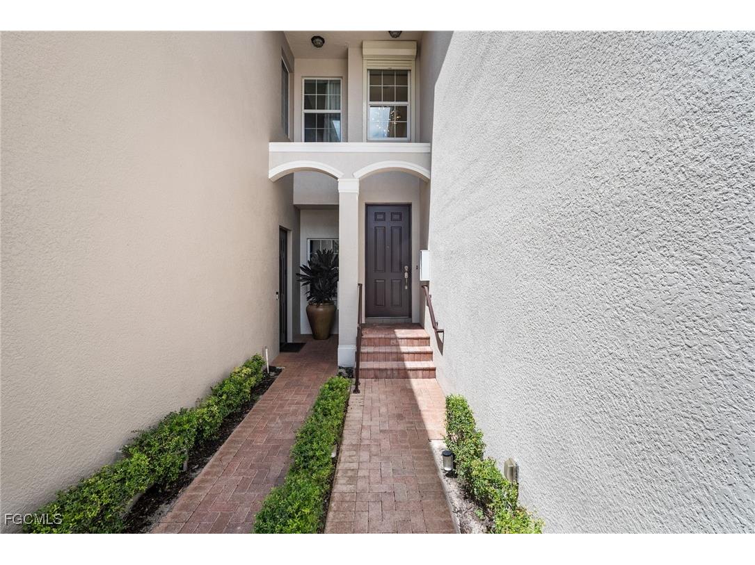 6510 Monterey Point #204 Naples FL 34105 2025024120 image3