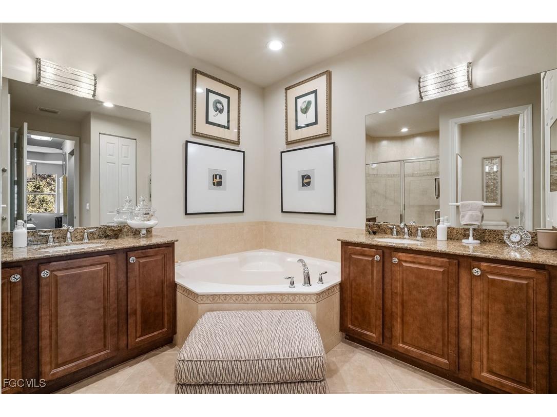 6510 Monterey Point #204 Naples FL 34105 2025024120 image39