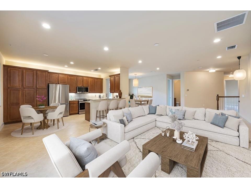 6510 Monterey Point #204 Naples FL 34105 226012080 image1