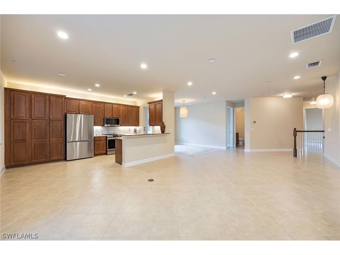 6510 Monterey Point #204 Naples FL 34105 226012080 image2