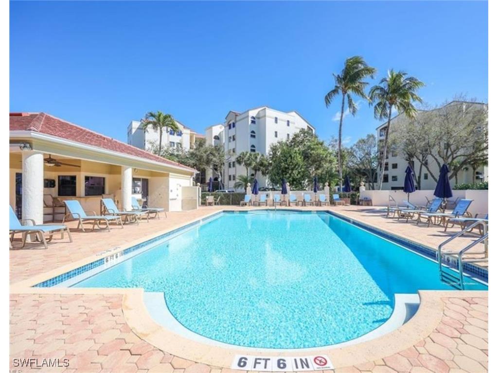 6510 Valen Way #B102 Naples FL 34108 225069763 image17