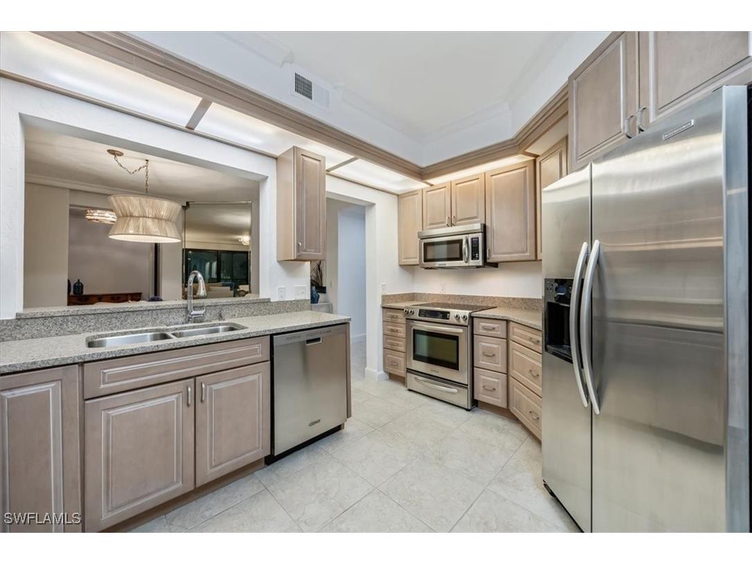 6510 Valen Way #B102 Naples FL 34108 225069763 image8