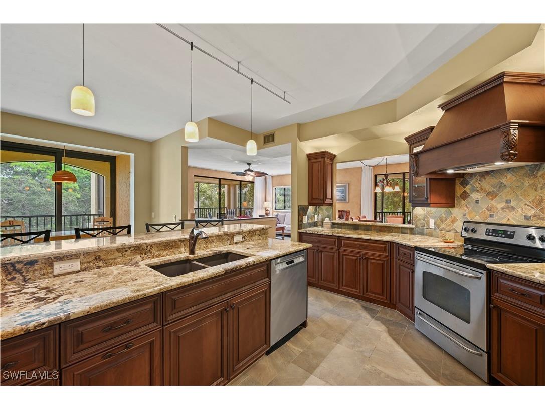 6510 Valen Way #B201 Naples FL 34108 225070464 image8