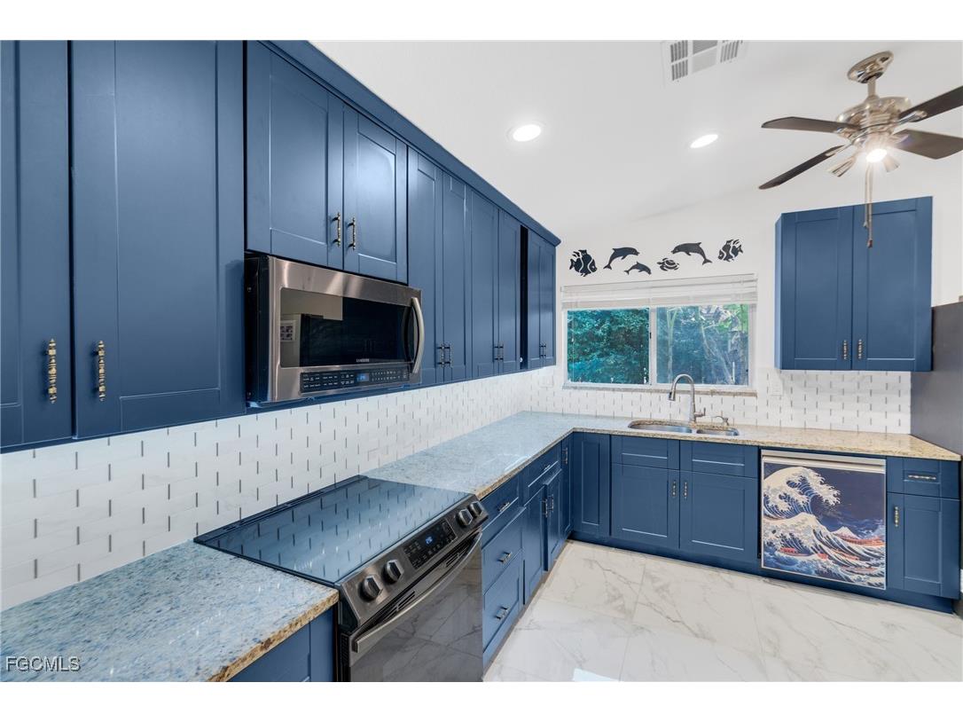 6511 Royal Woods Drive Fort Myers FL 33908 2026001815 image14