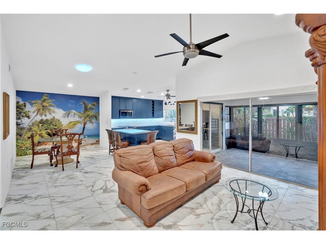 6511 Royal Woods Drive Fort Myers FL 33908 2026001815 image18