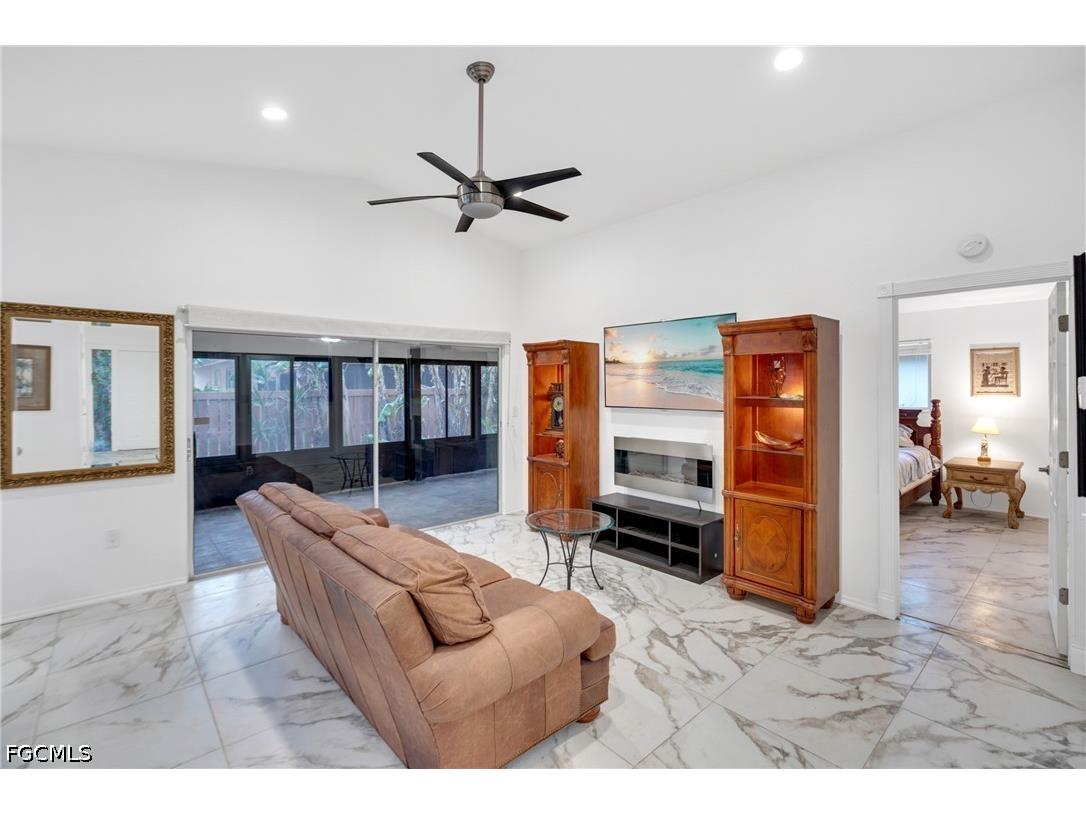 6511 Royal Woods Drive Fort Myers FL 33908 2026024391 image16