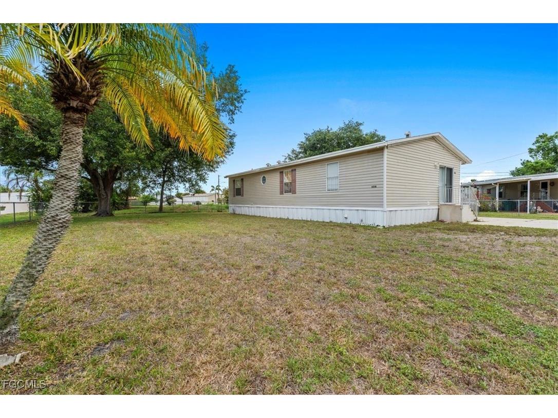 6514 Bernadean Boulevard Punta Gorda FL 33982 2025007502 image5
